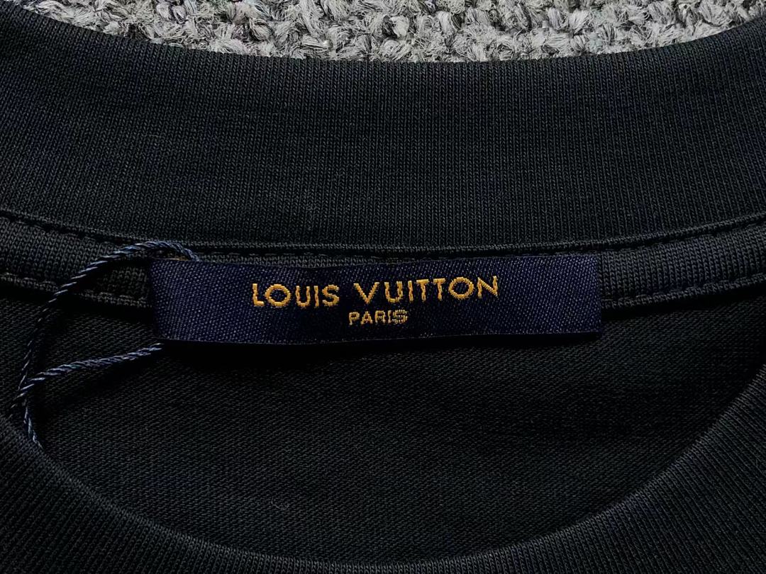Louis Vuitton 118 L⭐ T-SHIRT 592203147 (Im 170Cm 60Kg I Wear Size M In The Phot) - Image 23