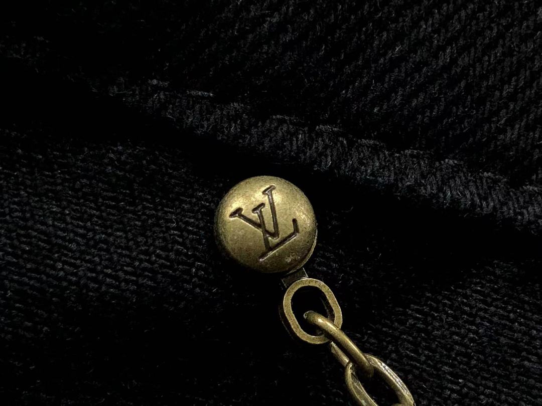 Louis Vuitton TROUSERS 228 L⭐ - Image 24