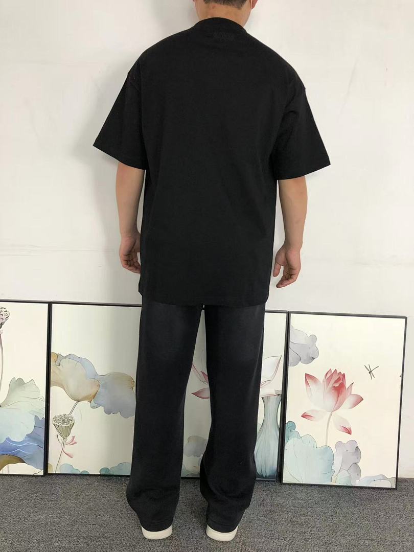 Vetements 115 VETEMENTS T-SHIRT 22031416125 (Im 170Cm 60Kg I Wear Size M In The Phot) - Image 4