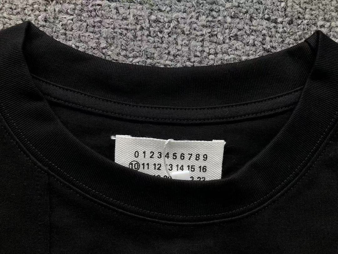 On Running 85 MAISON MARGIELA T-SHIRT 57080186 (Im 170Cm 60Kg I Wear Size 46 In The Phot) - Image 19