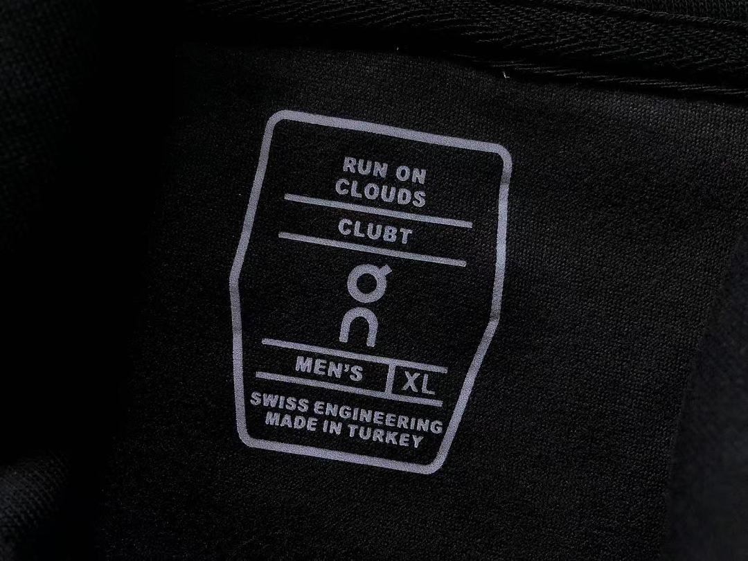 On Running 188 ON HOODIE 2208144104 (Im 170Cm 60Kg I Wear Size XL In The Phot) - Image 24