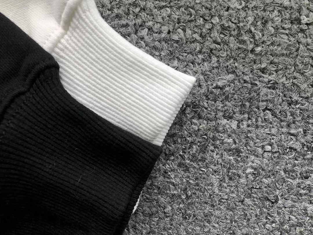 On Running 135 VLONE HOODIE 510117391 (Im 170Cm 60Kg I Wear Size M In The Phot) - Image 21