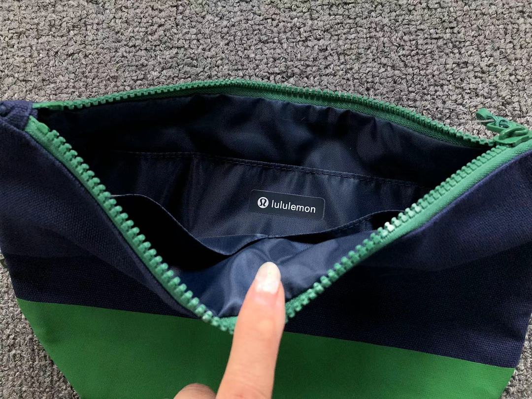 On Running 113 LULULEMON BAG 4208220775 (Long 29CM* Wide 9CM* High 20CM) - Image 18