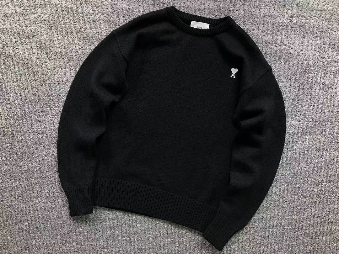 AMI 158 AMI SWEATER 21101110125 (Im 170Cm 60Kg I Wear Size S In The Phot) - Image 9