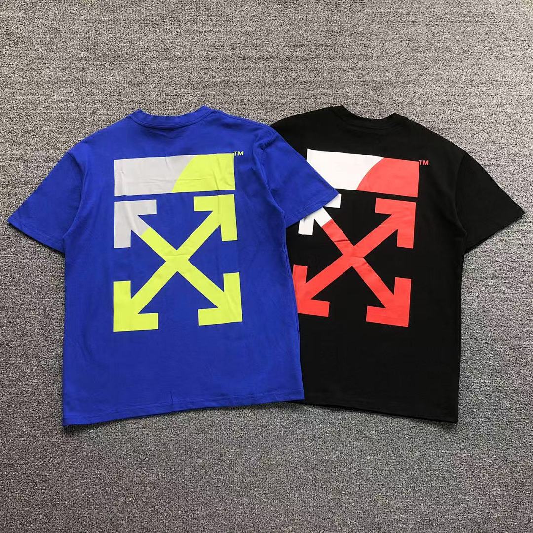 Off-White 108 OFF-WHITE T-SHIRT 5111116147 (Im 170Cm 60Kg I Wear Size M In The Phot)