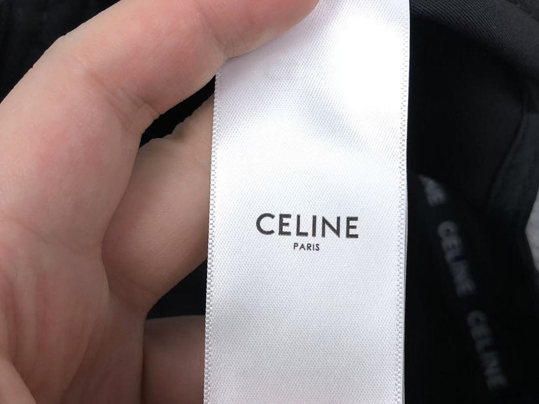 Celine 58 C⭐L⭐⭐E - Image 29
