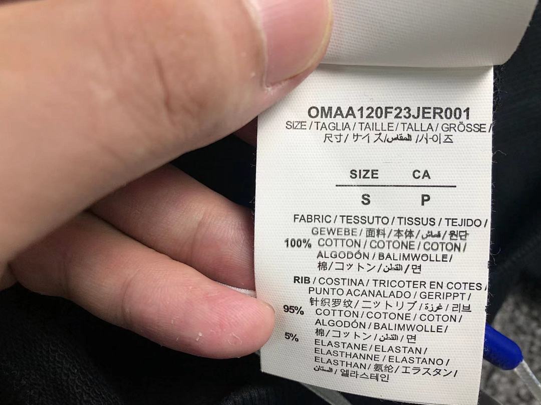 Off-White 136 OFF-WHITE (WHITE HOODIE) - Image 25