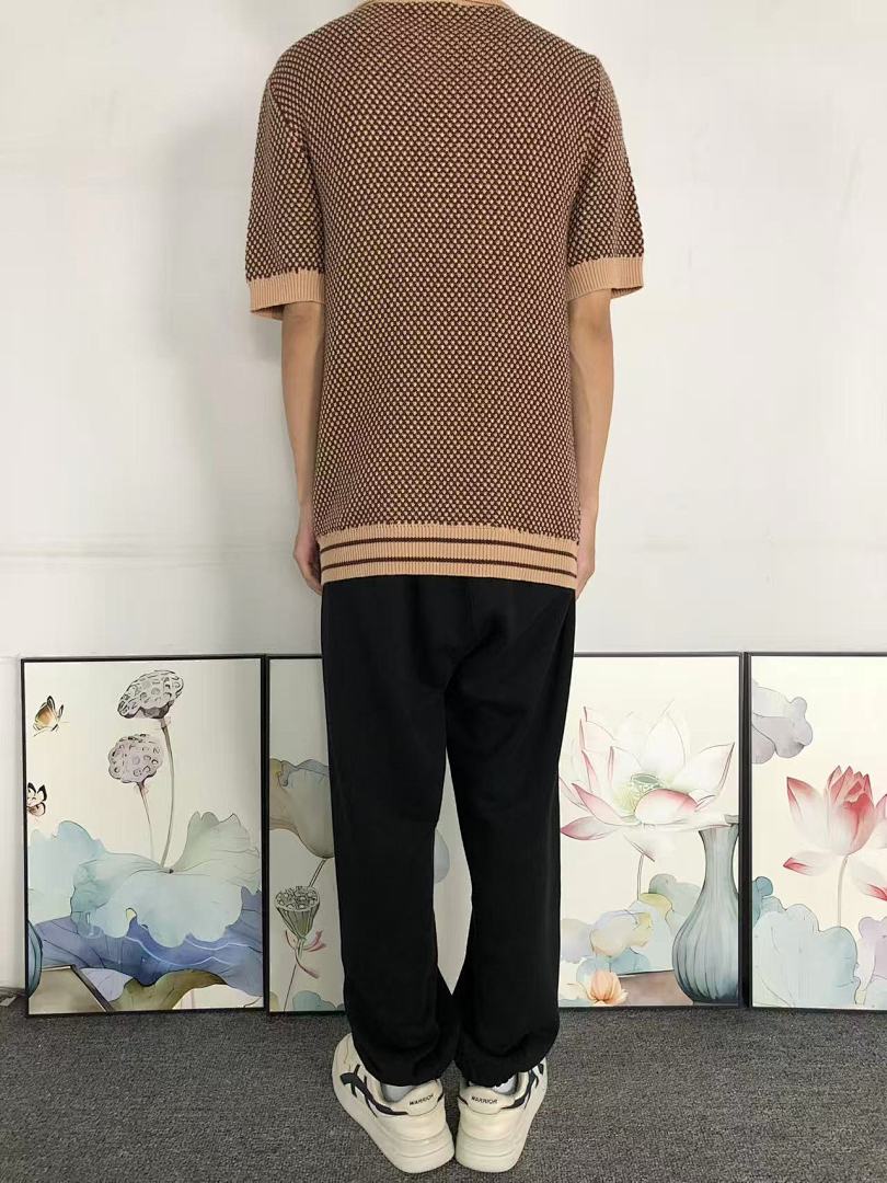 Louis Vuitton 218 L⭐ T-SHIRT 3203020121 (Im 172Cm 55Kg I Wear Size M In The Phot) - Image 4
