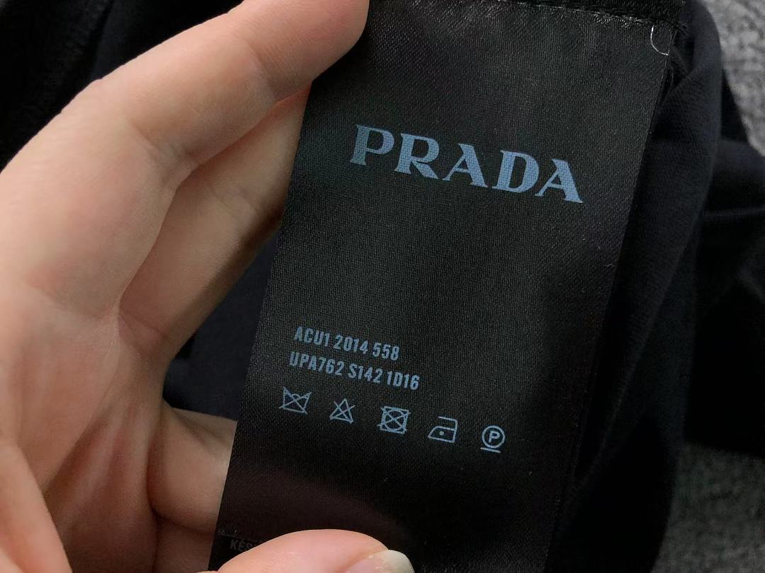Prada 125 P⭐A⭐A POLO 2208021915 (Im 170Cm 60Kg I Wear Size M In The Phot) - Image 23