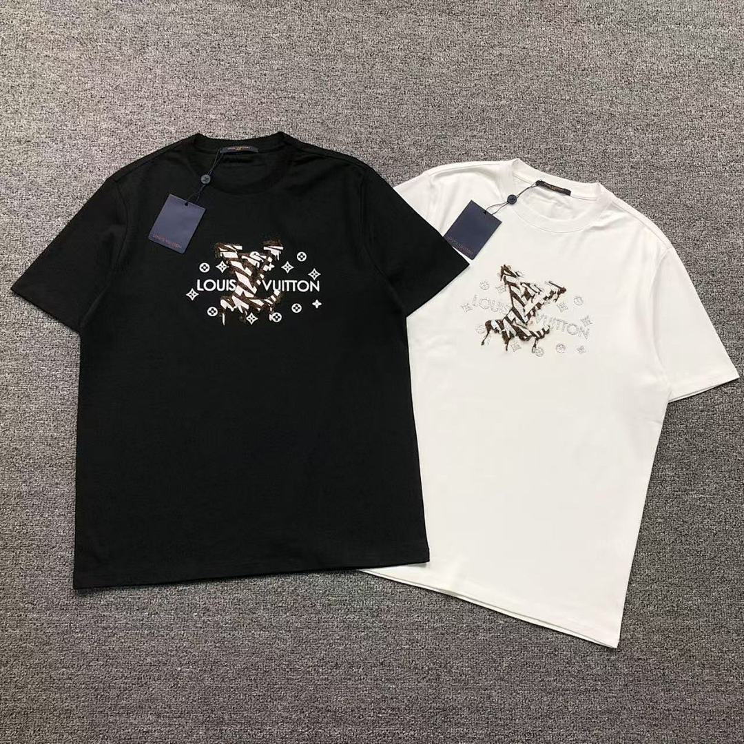 Louis Vuitton 115 L⭐ T-SHIRT 2203183604 (Im 170Cm 60Kg I Wear Size L In The Phot)