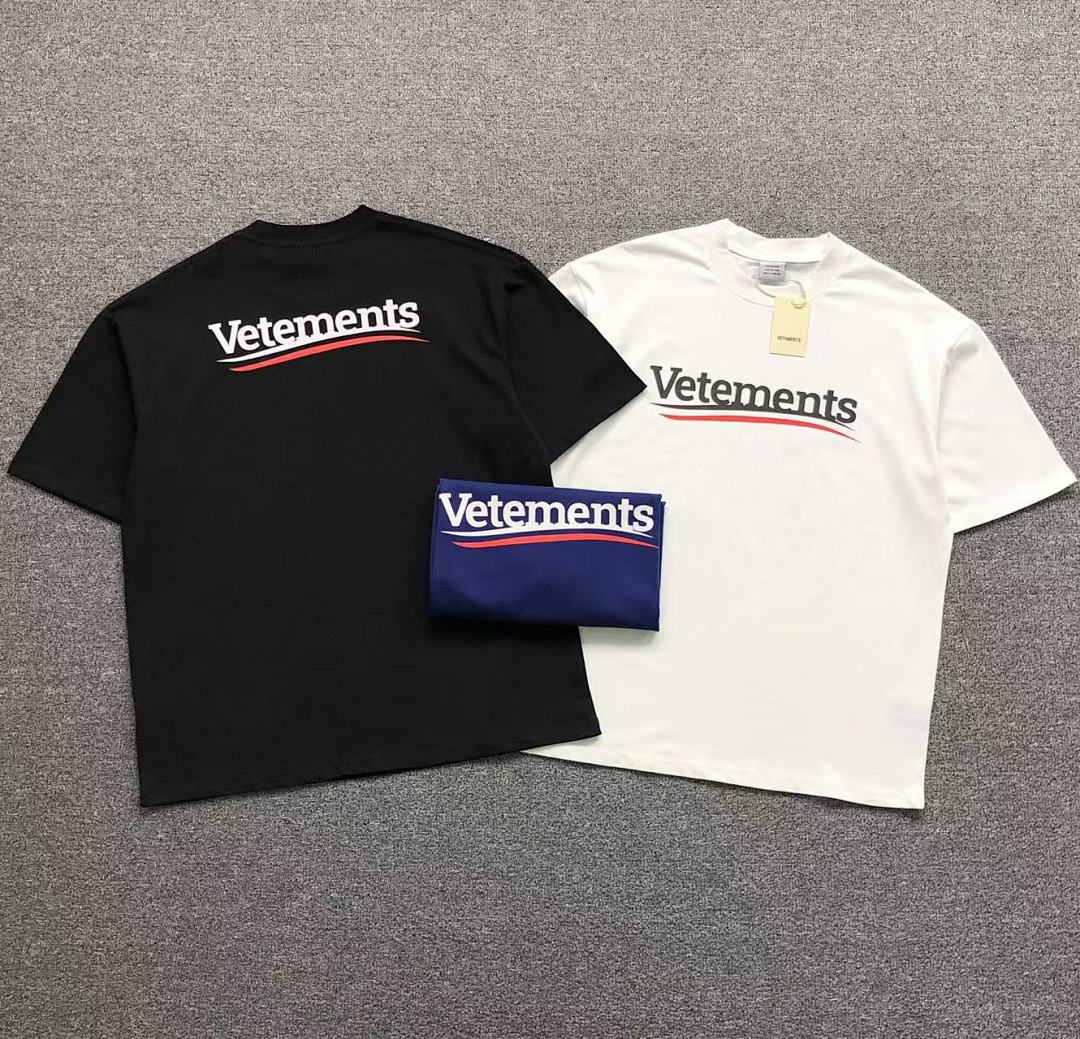 Vetements 118 VETEMENTS T-SHIRT