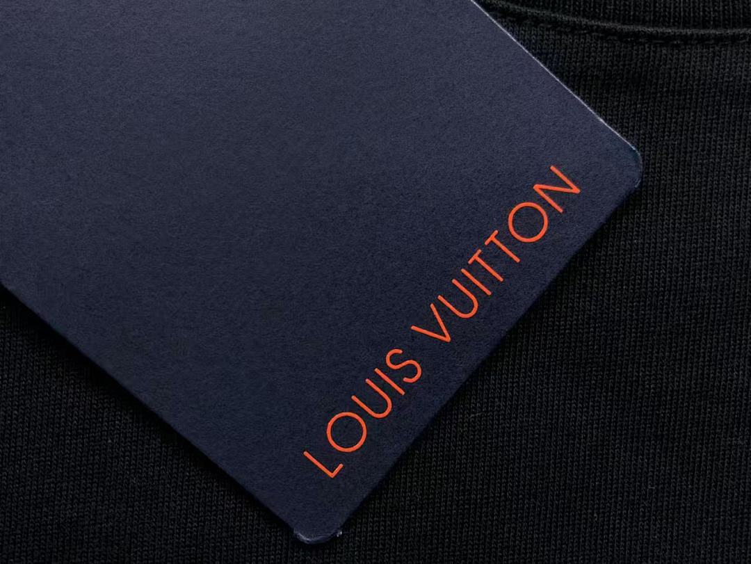 Louis Vuitton 128 L⭐ T-SHIRT 3203050521 (Im 170Cm 60Kg I Wear Size M In The Phot) - Image 21