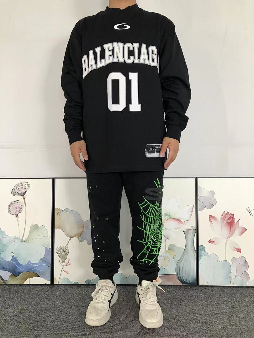 Balenciaga 178 B⭐L⭐⭐⭐IA⭐A LONG SLEEVED 411271121 (Im 170Cm 60Kg I Wear Size 2 In The Phot) - Image 3