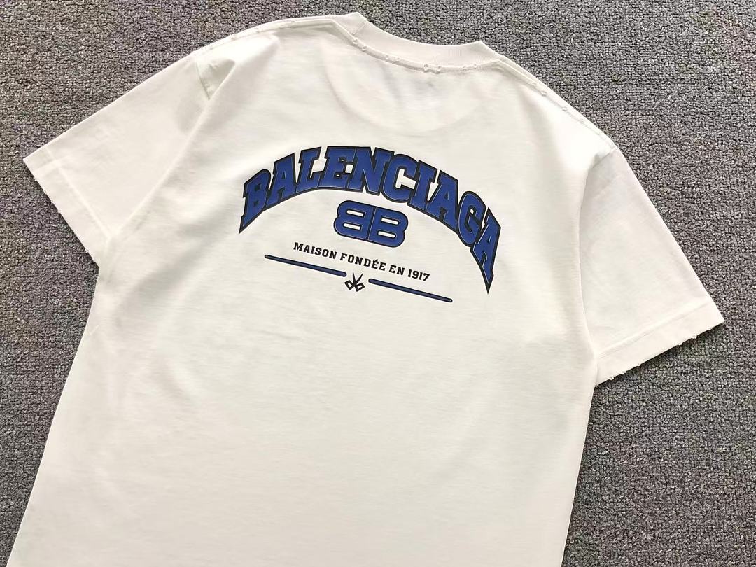Balenciaga 128 B⭐L⭐⭐⭐IA⭐A T-SHIRT 3205061021 (Im 170Cm 60Kg I Wear Size L In The Phot) - Image 9