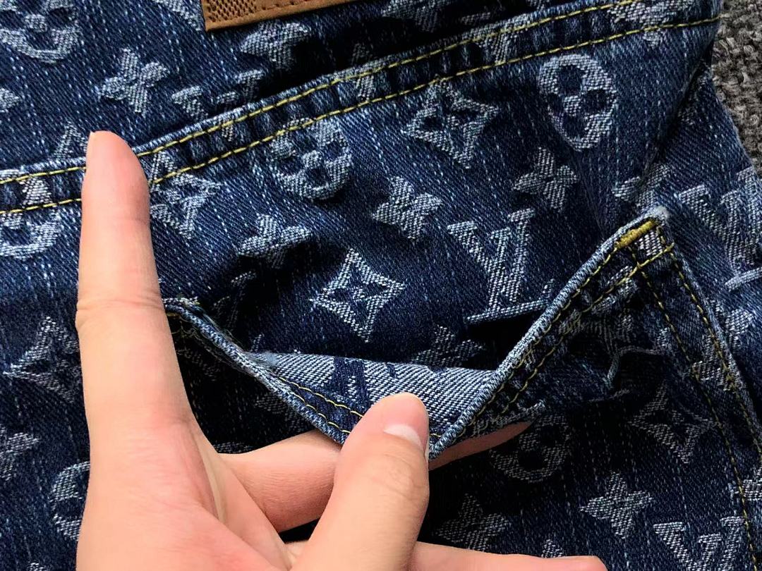 Louis Vuitton SHORTS 158 L⭐ T-SHIRT 3204091121 (Im 170Cm 60Kg I Wear Size S In The Phot) - Image 31