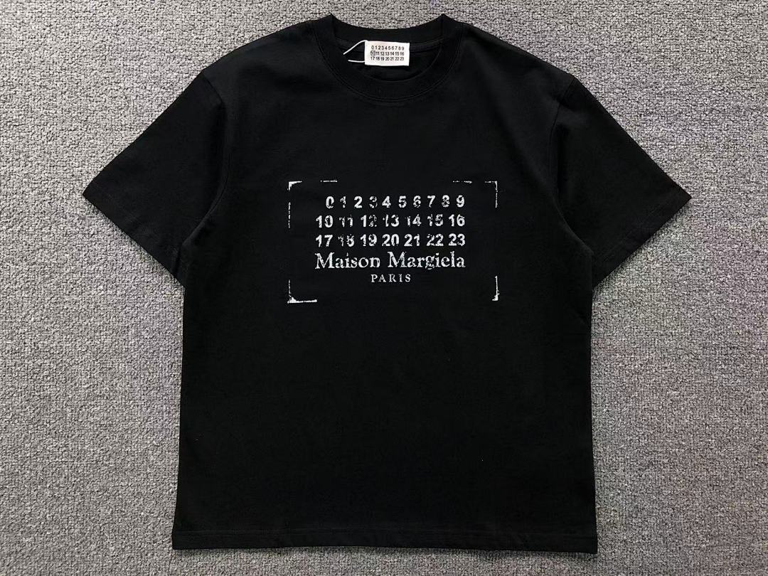 On Running 95 MAISON MARGIELA T-SHIRT 42010926167 (Im 170Cm 60Kg I Wear Size M In The Phot) - Image 9