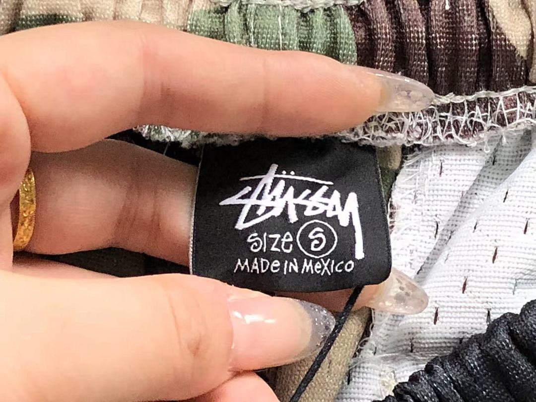 Stussy SHORTS 138 STUSSY T-SHIRT - Image 30