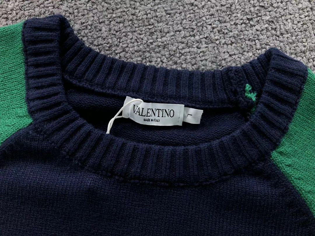 Valentino 135 VALENTINO SWEATER 41082808146 (Im 170Cm 60Kg I Wear Size L In The Phot) - Image 12