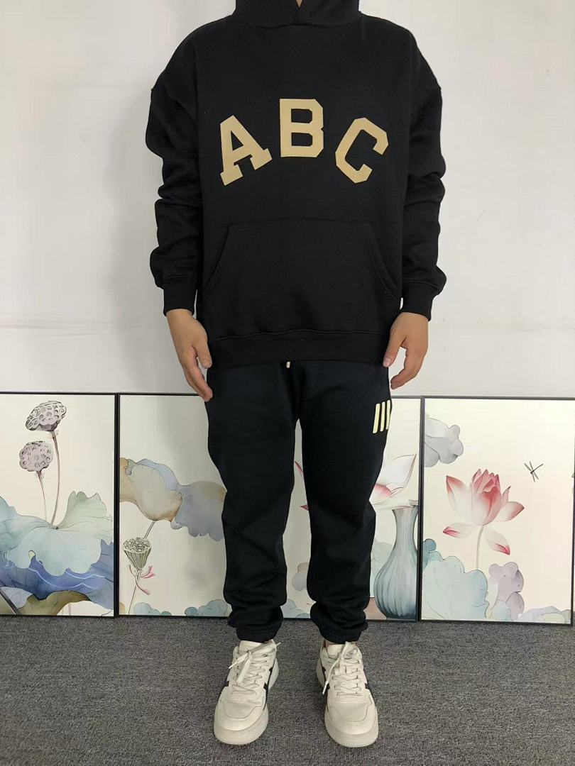 Fear of God 168 FOG HOODIE 3109181617 (Im 170Cm 60Kg I Wear Size S In The Phot) - Image 3