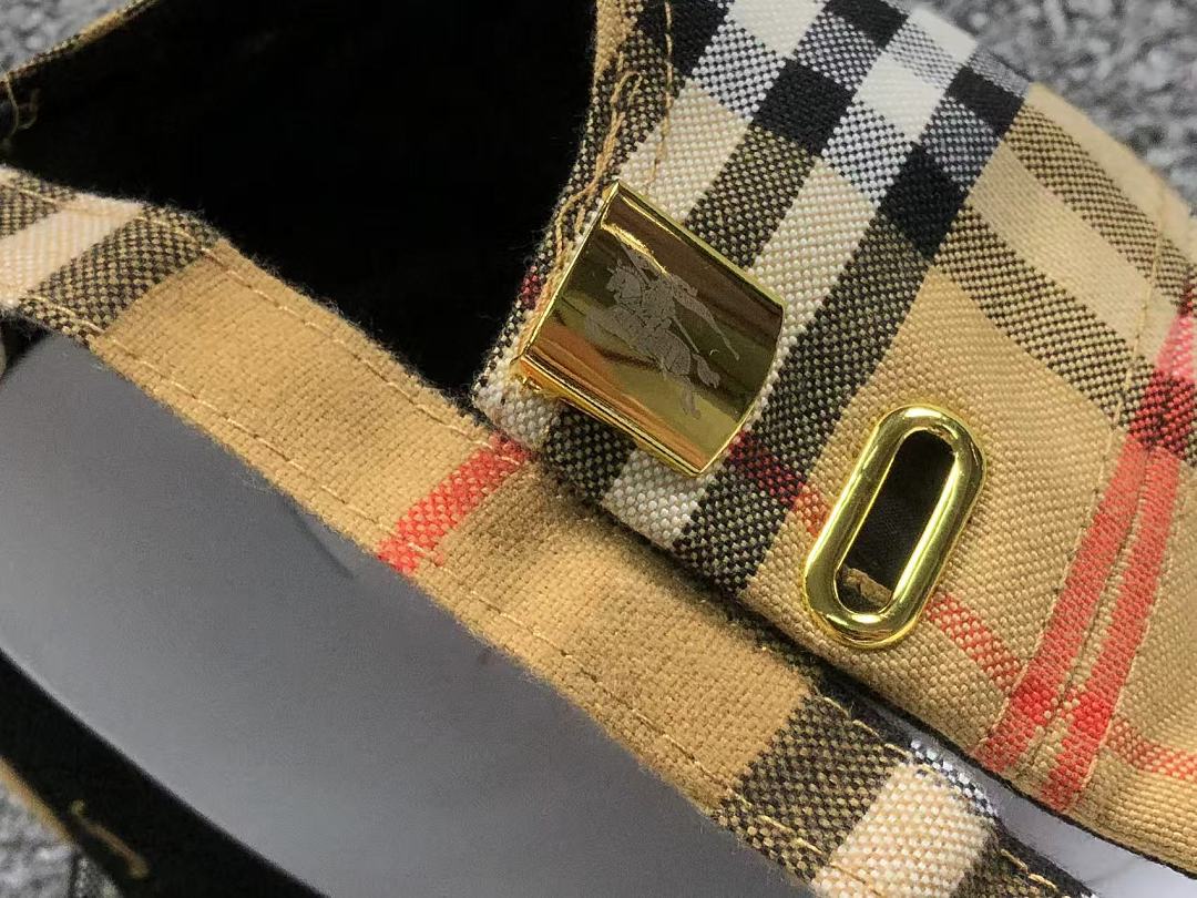 Burberry 79 B⭐R⭐E⭐RY - Image 10