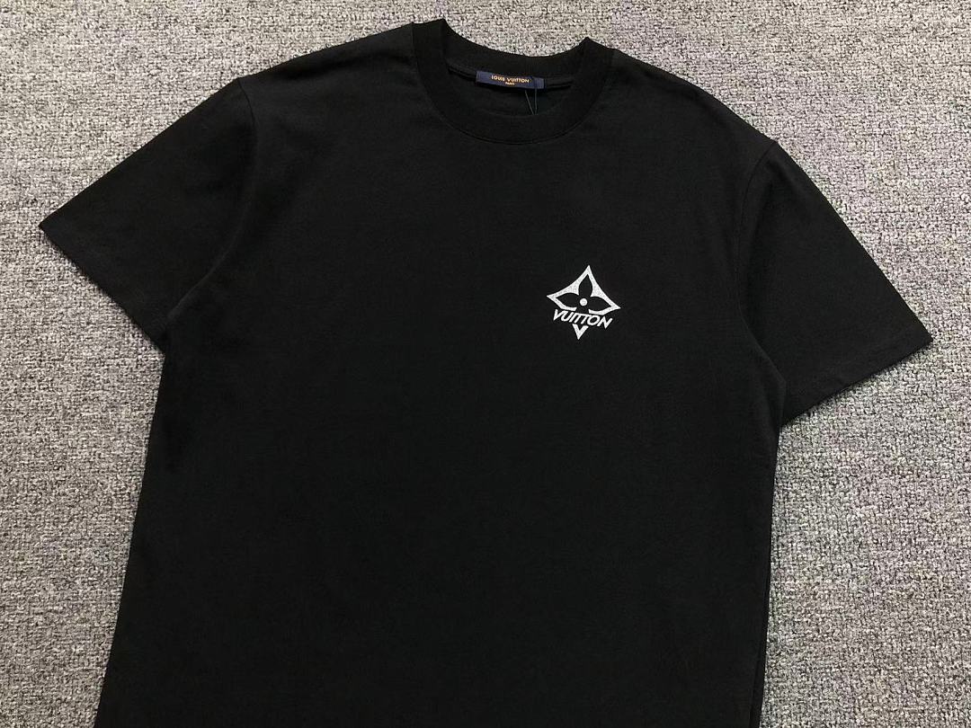 Louis Vuitton 128 L⭐ T-SHIRT 3204223721 (Im 170Cm 60Kg I Wear Size M In The Phot) - Image 11