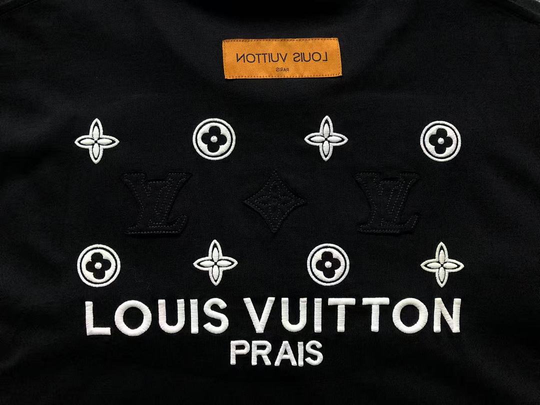 Louis Vuitton 115 L⭐ T-SHIRT 520121920 (Im 170Cm 60Kg I Wear Size L In The Phot) - Image 16