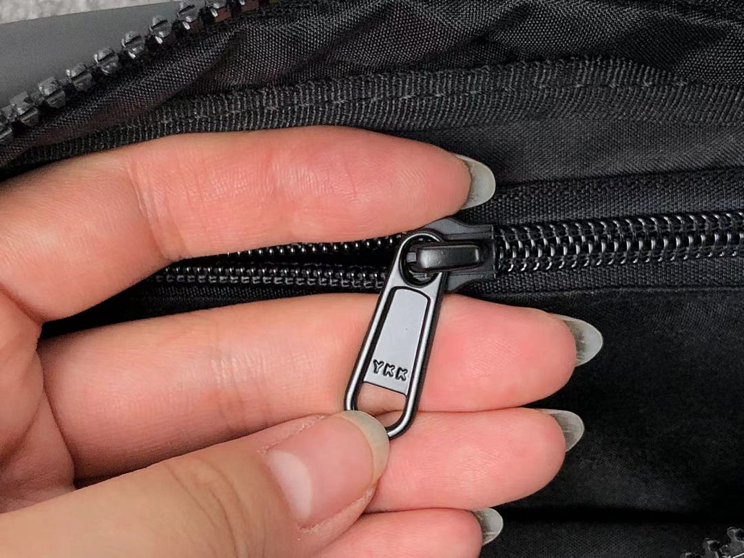 Fear of God 95 FOG BAG 272261 (Long 23CM* Wide 7CM* High 16CM) - Image 23