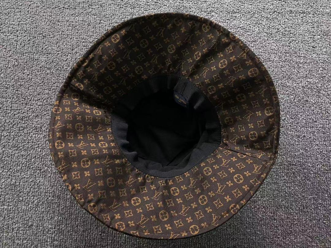 Louis Vuitton 82 L⭐ - Image 7