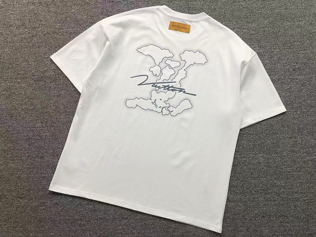 Louis Vuitton 158 L⭐ T-SHIRT 22040350001 (Im 170Cm 60Kg I Wear Size XS In The Phot) - Image 8