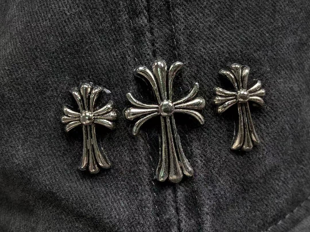 Comme des Garcons 75 C⭐⭐OME HE⭐⭐TS - Image 5