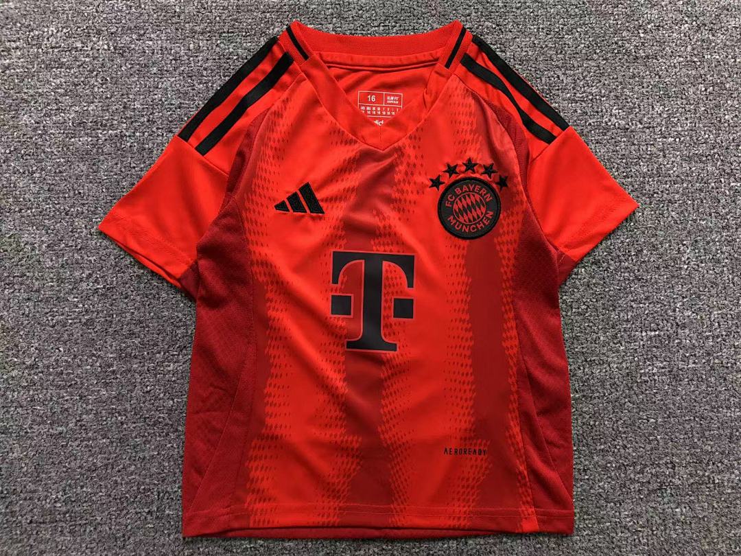 Chanel 68 FOOTBALL CHILD T-SHIRT - Image 6