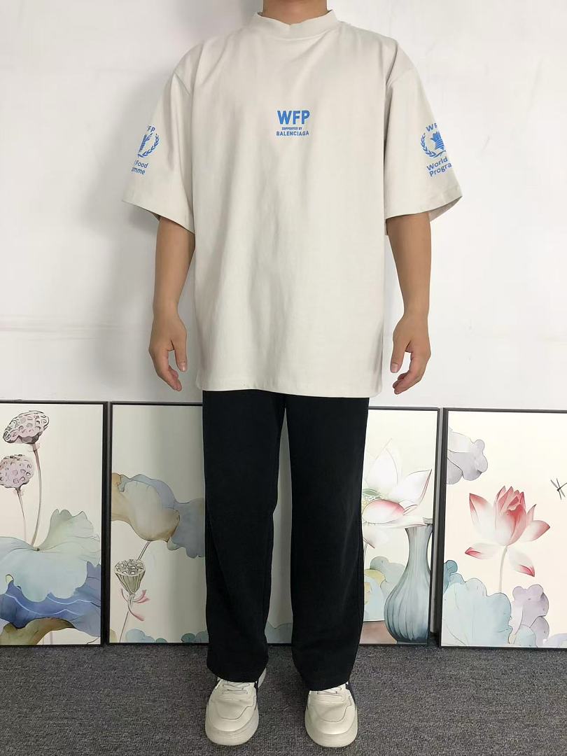 Balenciaga 128 B⭐L⭐⭐⭐IA⭐A T-SHIRT 42042005163 (Im 170Cm 60Kg I Wear Size XS In The Phot) - Image 3