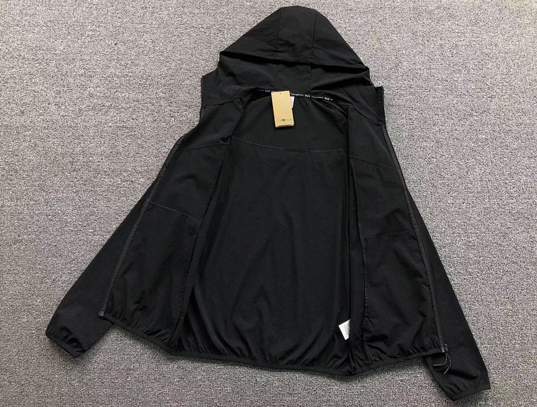 On Running 218 ON JACKET - Image 27