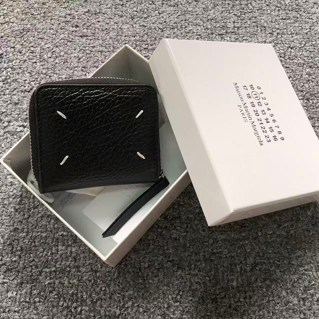 On Running 175 MAISON MARGIELA BAG 3206182321 (Long 10CM* Wide 3CM* High 8CM)
