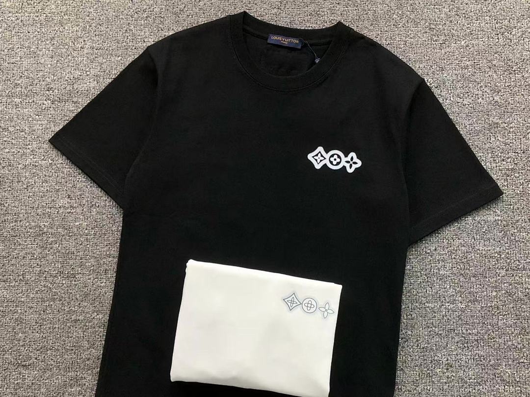 Louis Vuitton 158 L⭐ T-SHIRT 22040350001 (Im 170Cm 60Kg I Wear Size XS In The Phot) - Image 17