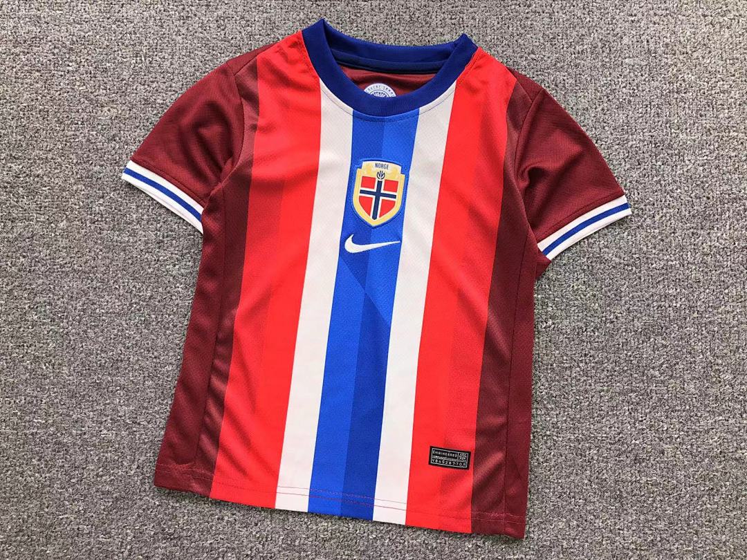Chanel 75 FOOTBALL CHILD T-SHIRT - Image 7