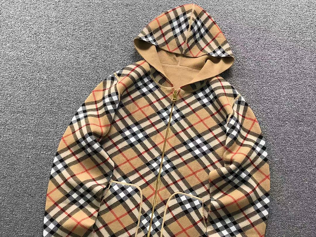 Burberry 628 B⭐R⭐E⭐RY SWEATER 5208241305 (Im 170Cm 60Kg I Wear Size M In The Phot) - Image 7