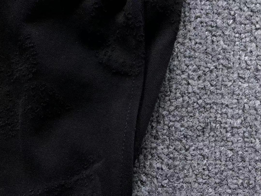 Louis Vuitton SHORTS L⭐ T-SHIRT - Image 36