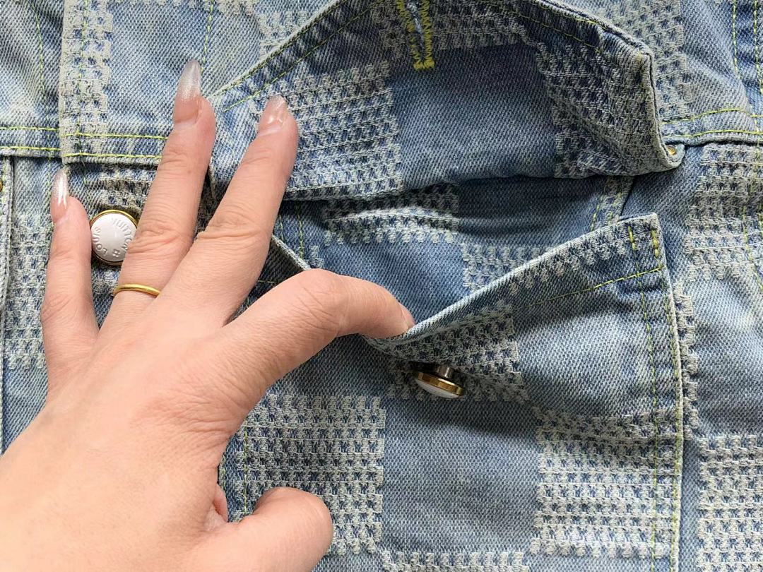 Louis Vuitton 245 L⭐ JACKET 411121704001 (Im 170Cm 57Kg I Wear Size M In The Phot) - Image 13