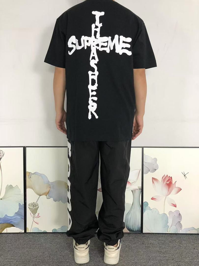 Supreme 113 S⭐⭐R⭐⭐E THRASHER T-SHIRT 42080404182 (Im 170Cm 60Kg I Wear Size M In The Phot) - Image 4