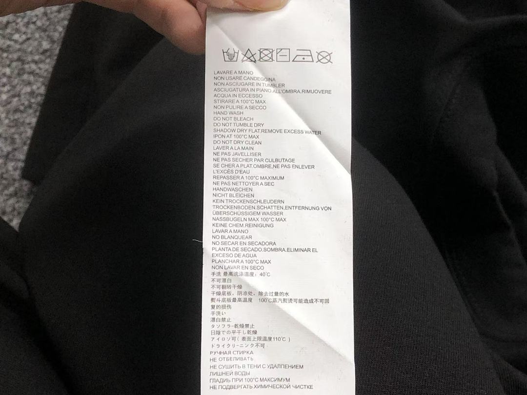 On Running 88 MAISON MARGIELA T-SHIRT 5212430162 (Im 170Cm 60Kg I Wear Size 44 In The Phot) - Image 17