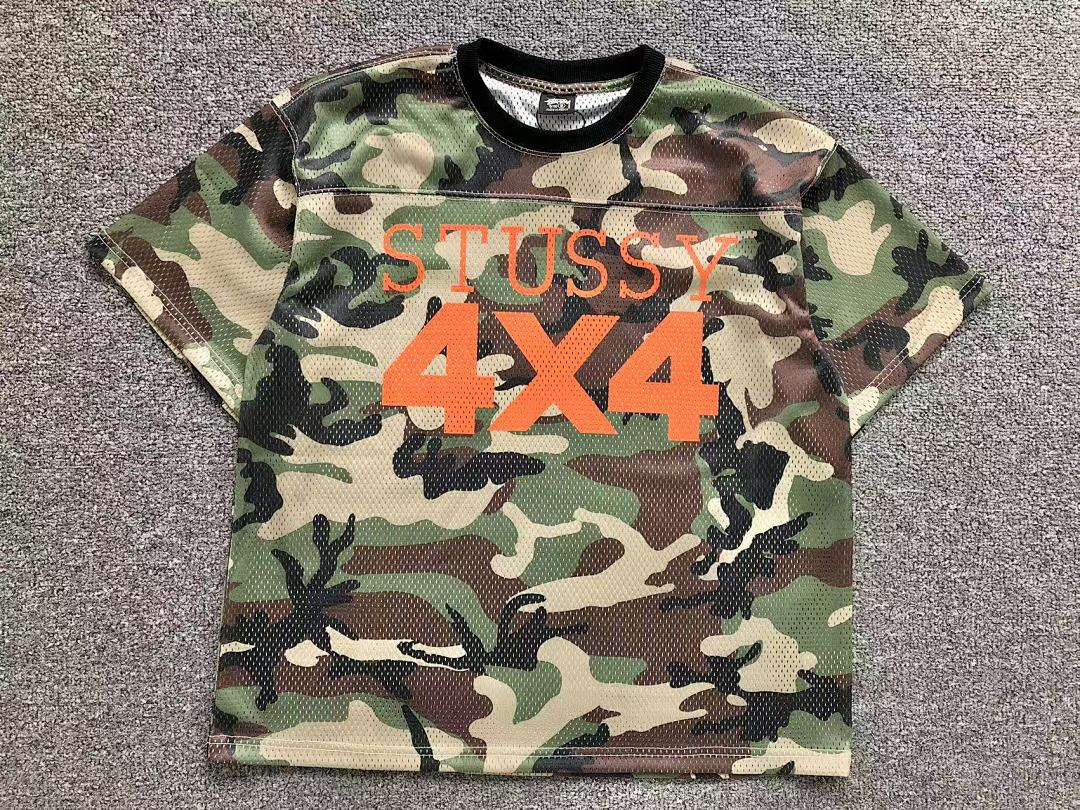 Stussy SHORTS 138 STUSSY T-SHIRT - Image 8