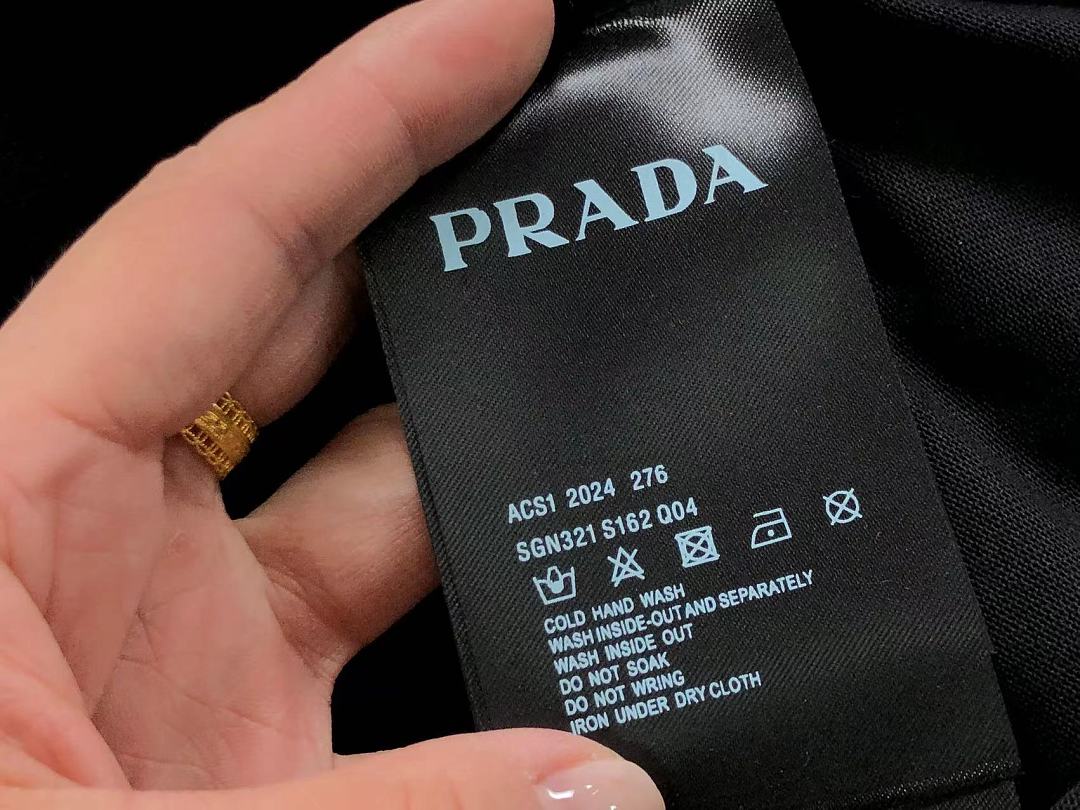 Prada 158 P⭐A⭐A T-SHIRT 22051212001 (Im 170Cm 60Kg I Wear Size S In The Phot) - Image 22