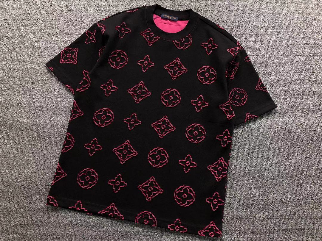 Louis Vuitton 138 L⭐ T-SHIRT 2204263405 (Im 170Cm 60Kg I Wear Size M In The Phot) - Image 10