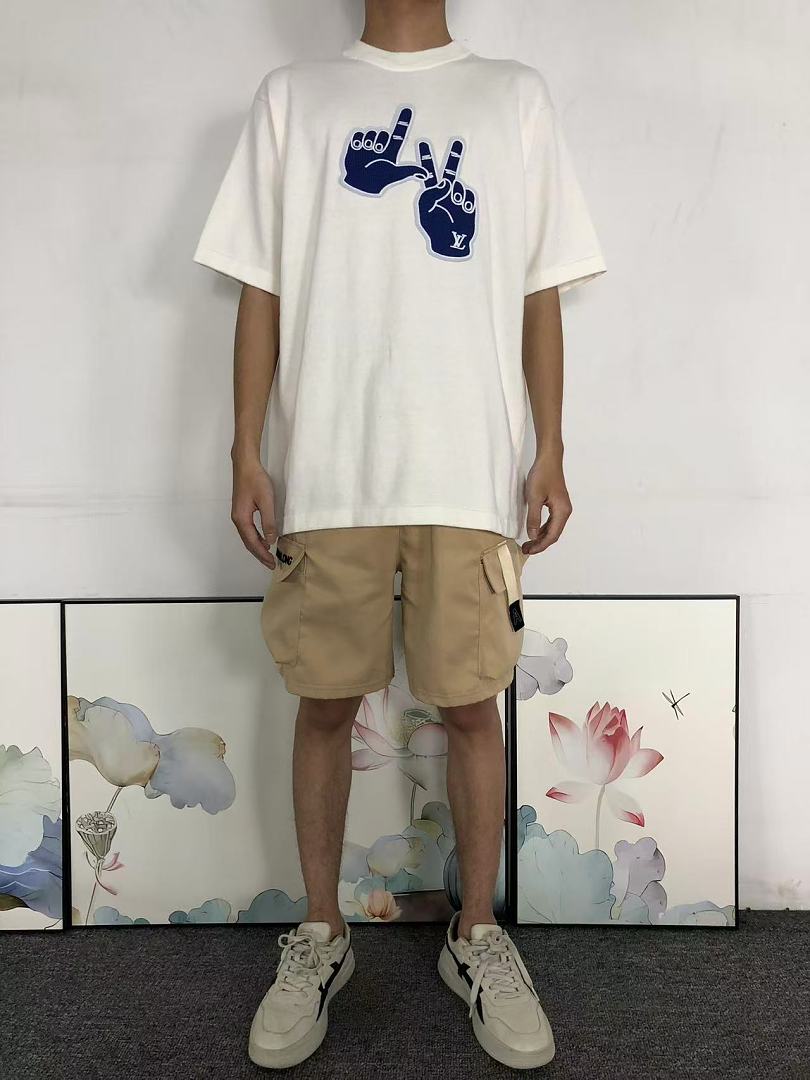Louis Vuitton 178 L⭐ T-SHIRT 3208124521 (Im 170Cm 60Kg I Wear Size S In The Phot) - Image 3