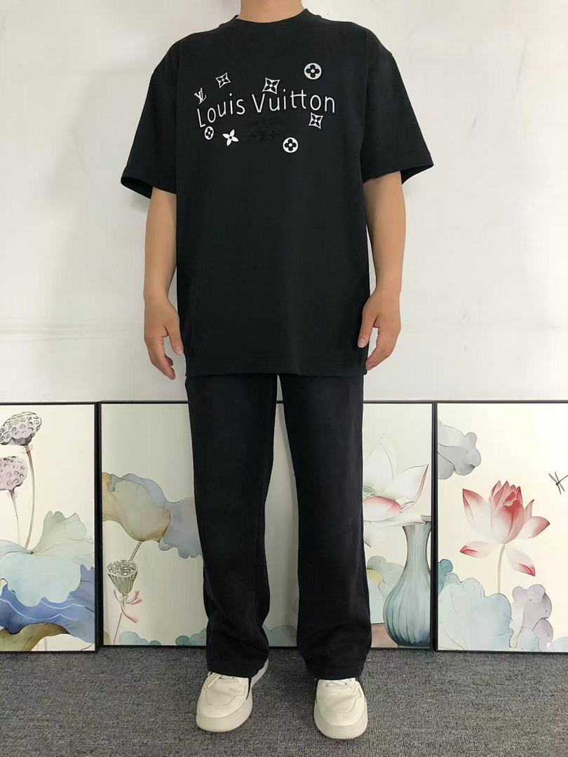 Louis Vuitton 118 L⭐ T-SHIRT 5240108147 (Im 170Cm 60Kg I Wear Size L In The Phot) - Image 3