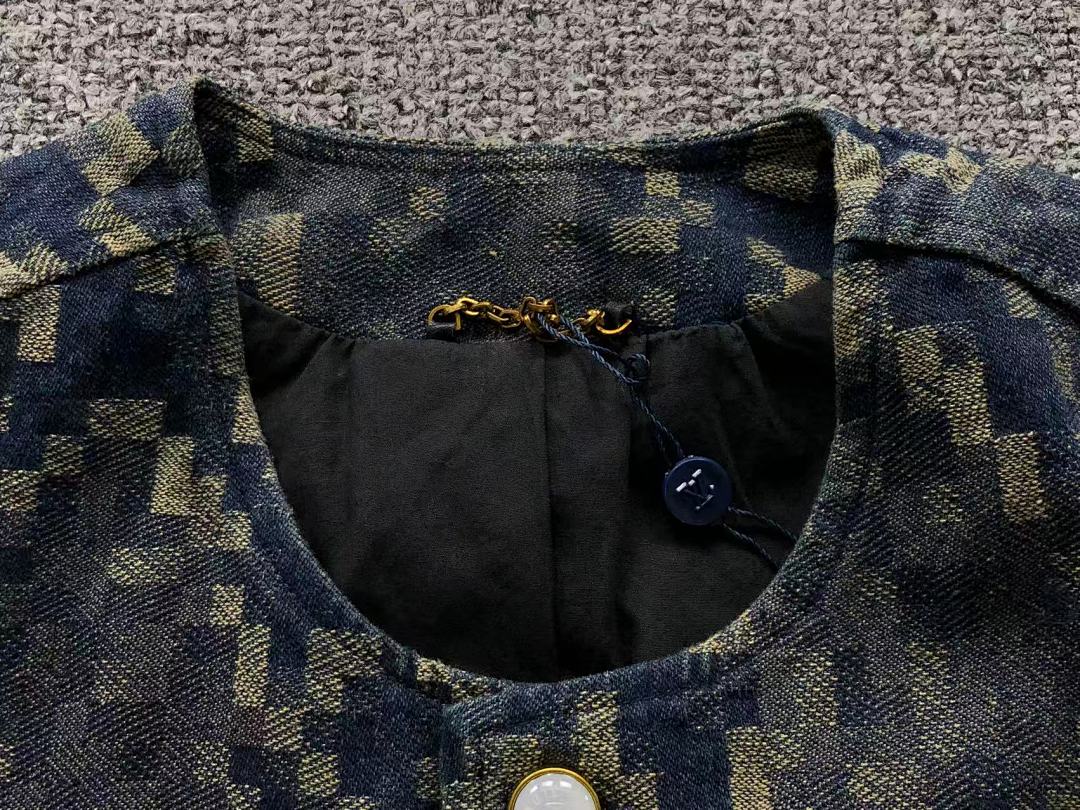 Louis Vuitton TROUSERS 355 L⭐ - Image 19