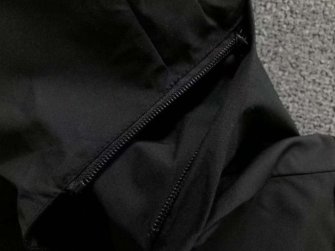 On Running 208 ON JACKET 2207150404 (Im 170Cm 60Kg I Wear Size XL In The Phot) - Image 18