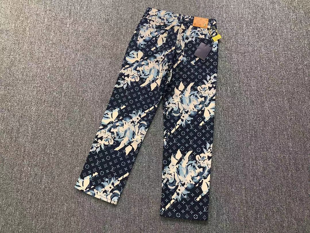 Louis Vuitton 228 L⭐ - Image 4