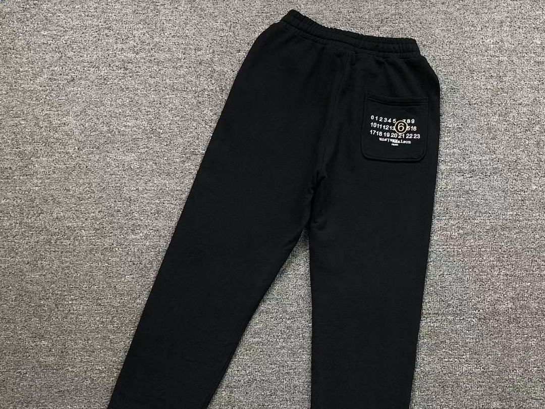 On Running 135 MAISON MARGIELA TROUSERS 5211743162 (Im 170Cm 60Kg I Wear Size 44 In The Phot) - Image 10